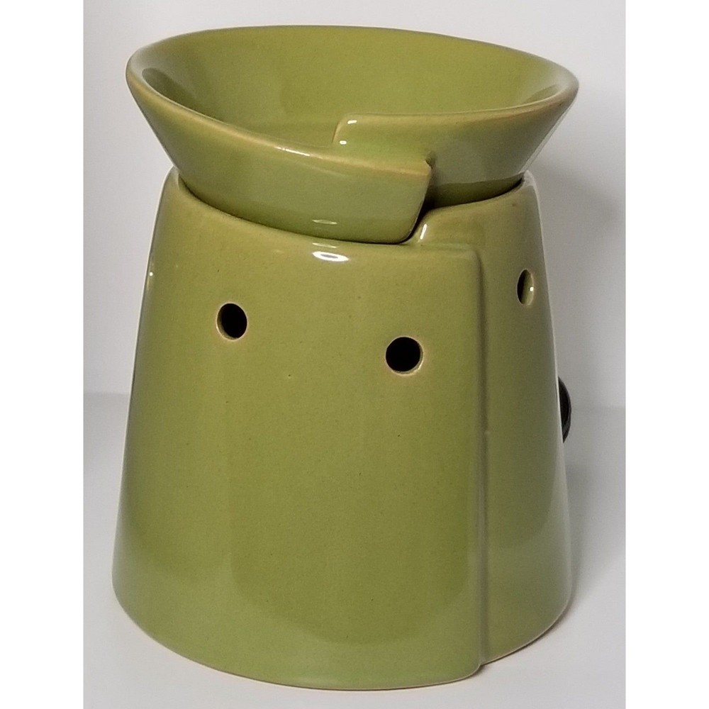 Scentsy Wax Warmer Greenwich Mid Size New in Box